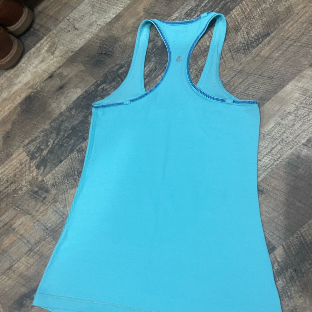 2 Lululemon reversible tank tops! - Picture 4 of 7